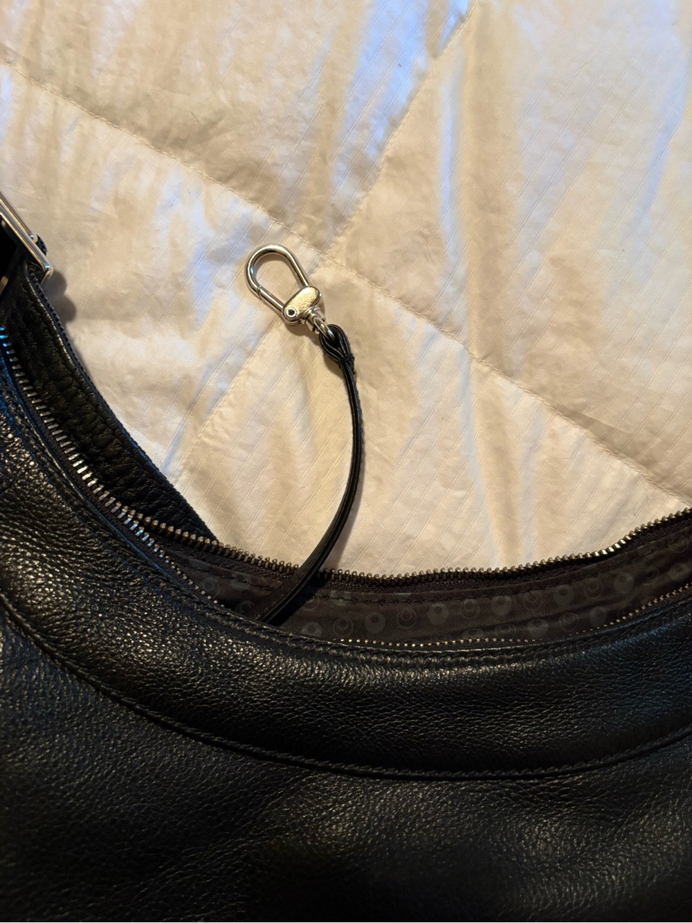 Black Leather Crescent Crossbody Bag-Made in Spain. - Picture 6 of 11